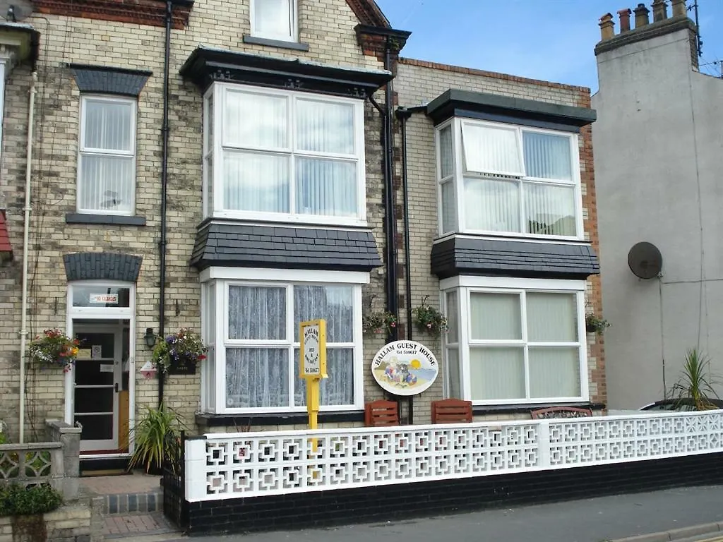 Hallam Guest House Scarborough
